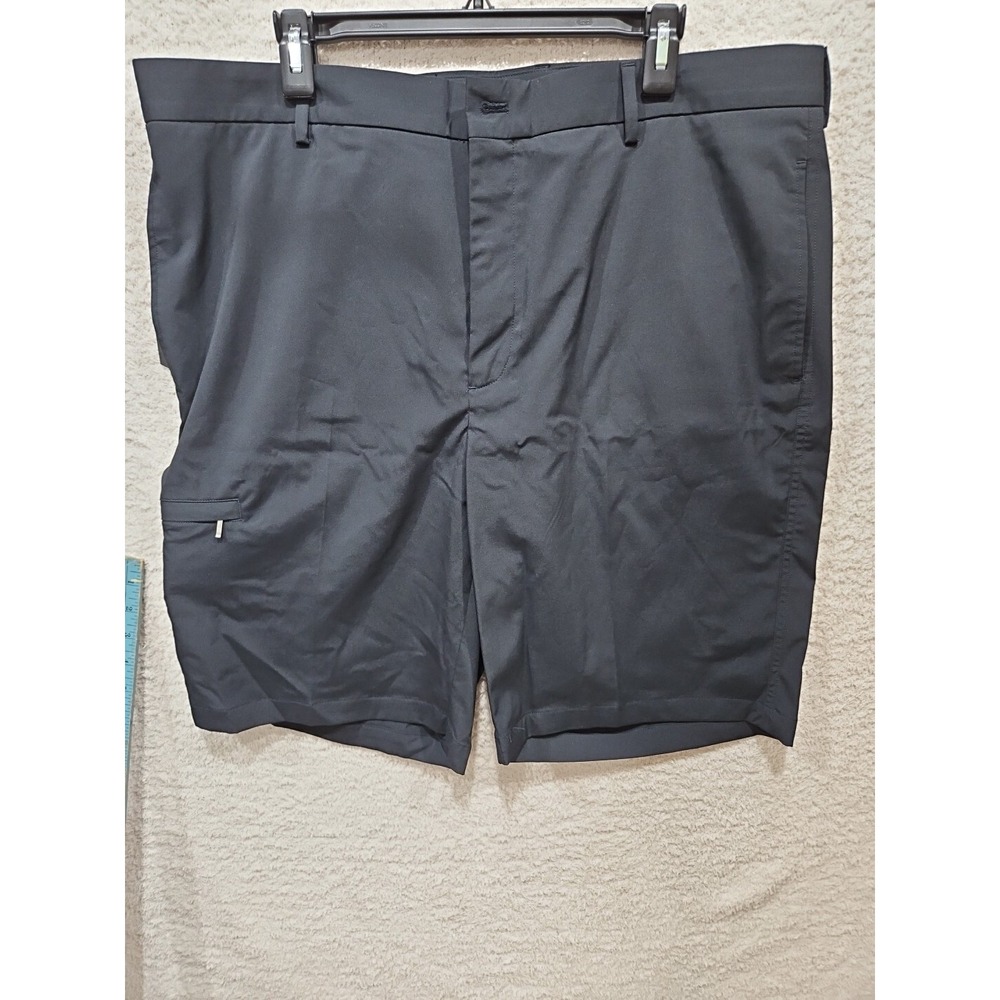 Greg Norman Mens 40 " Performance Golf Shorts NEW with Tags New!!
